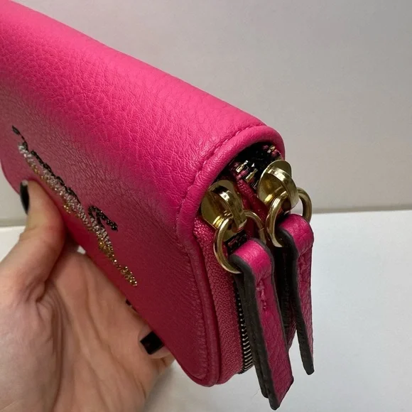Juicy Couture “Breaking the Rules” Zip Around Wallet – Hot Pink - Picture 5 of 8